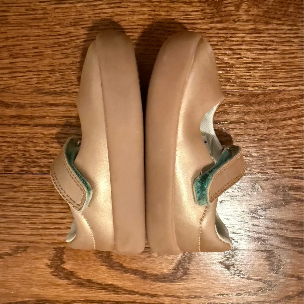 Ten Little Mary Janes Sz 4 - Picture 7 of 11